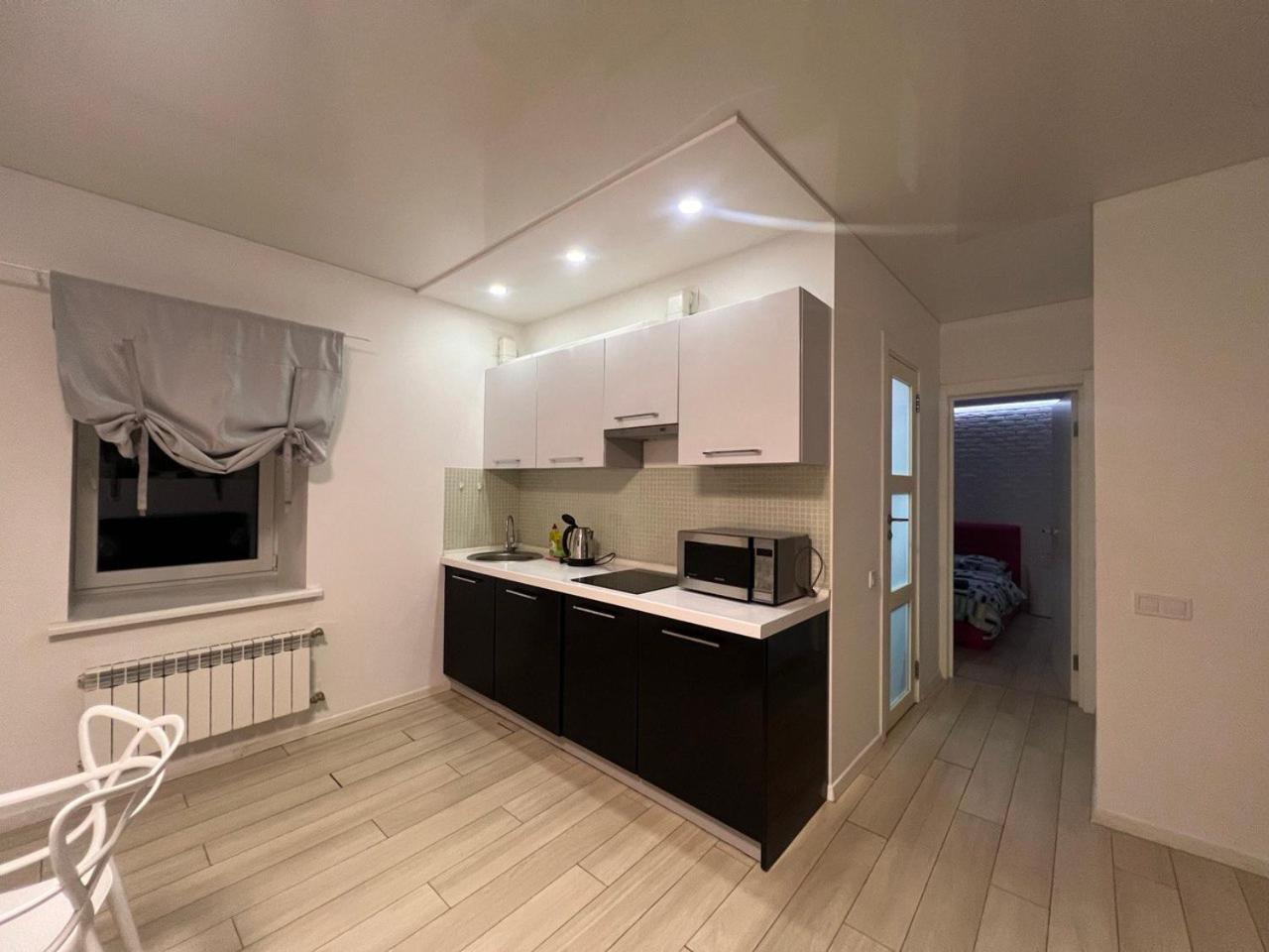 2-Room Luxury Apartment In The Center 基輔 外观 照片