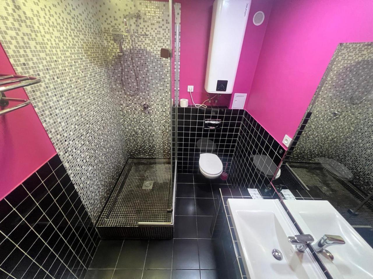 2-Room Luxury Apartment In The Center 基輔 外观 照片